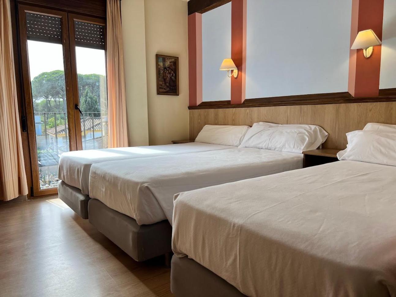 אל פוארטו דה סנטה מריה Hotel Pinomar מראה חיצוני תמונה